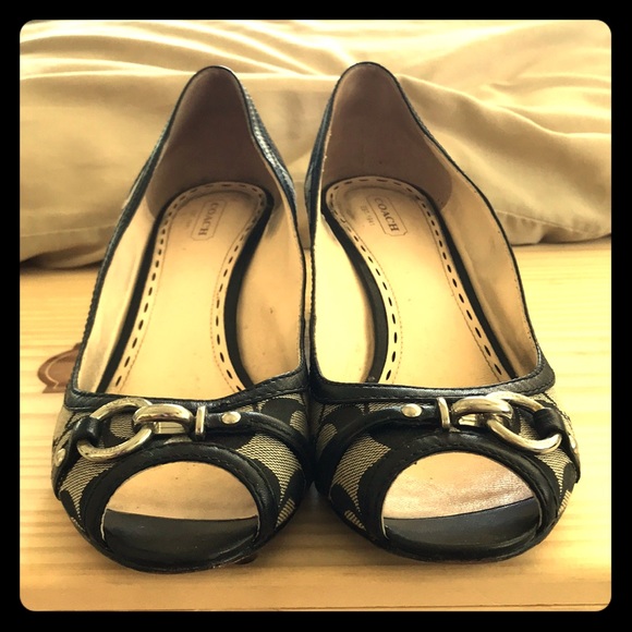 Coach Wedges - Picture 1 of 3
